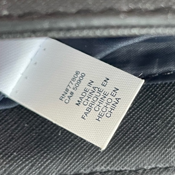 Tommy Hilfiger Black Tote with Gold Hardware - Picture 7 of 16